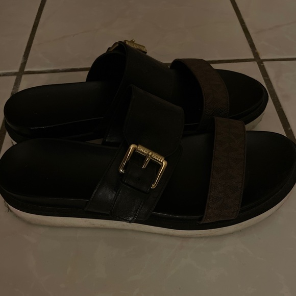 MK platform sandals - Picture 2 of 5